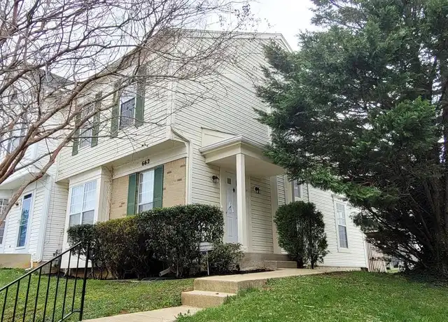 Property at 662 Lucky Leaf Cir, Catonsville, MD, 21228, 3 beds, 3.5 baths, [object Object]