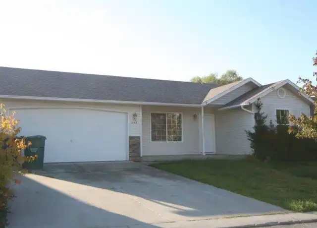Property at 240 W Pawnee Dr, Post Falls, ID, 83854, 2 beds, 2 baths, [object Object]