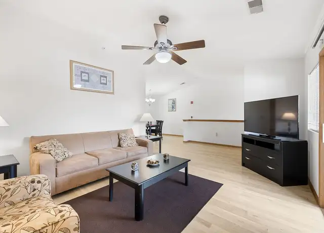 Photo of 5418 Washington Rd, Kenosha, WI 53144