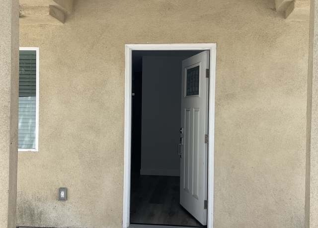 Photo of 1944 Allen Ave Unit B, Altadena, CA 91001