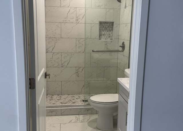 Photo of 1944 Allen Ave Unit B, Altadena, CA 91001