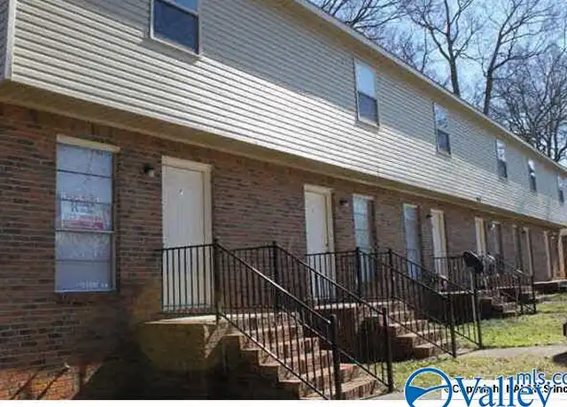 Property at 908 Stevens Ct NE Unit B, Huntsville, AL, 35801, 2 beds, 1 bath, [object Object]