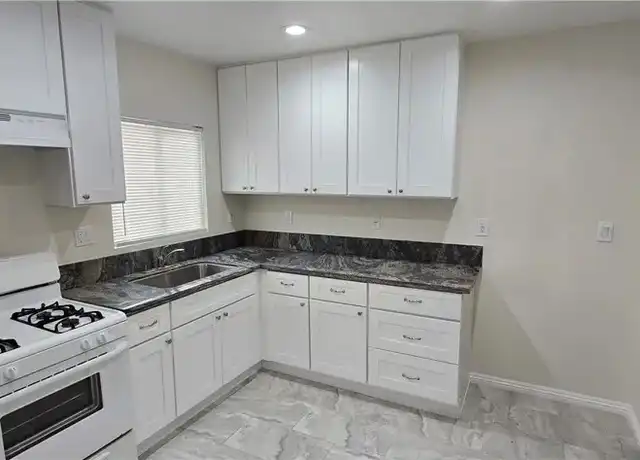 Property at 128 N Sheridan St, Corona, CA, 92882, 3 beds, 3 baths, [object Object]