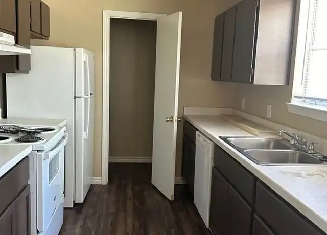 Property at 3507 N John Redditt Dr Unit 18-181, Lufkin, TX, 75904, 3 beds, 2 baths, [object Object]