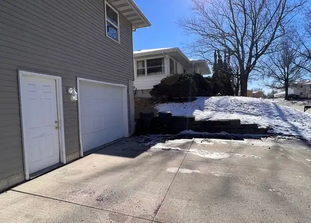 Property at 615 4th Ave Unit 02, Coralville, IA, 52241, 3 beds, 2 baths, [object Object]
