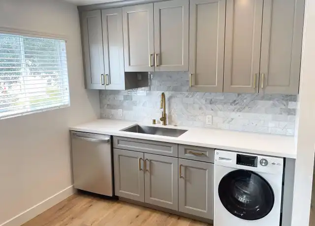 Property at 201 Loma Vista St Unit 201D, El Segundo, CA, 90245, 2 beds, 1 bath, [object Object]