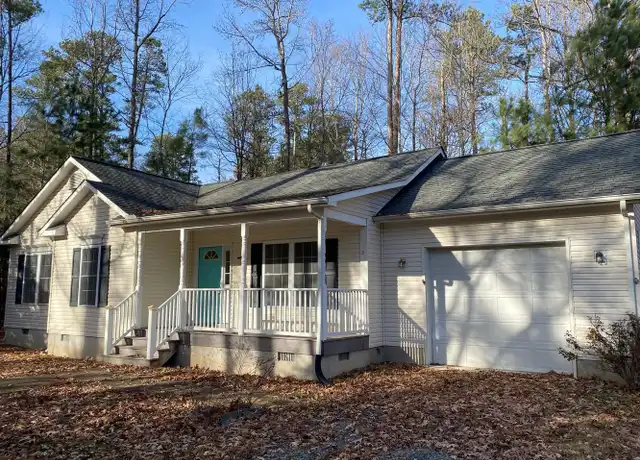 Property at 21 Fort King Dr, Colonial Beach, VA, 22443, 3 beds, 2 baths, [object Object]