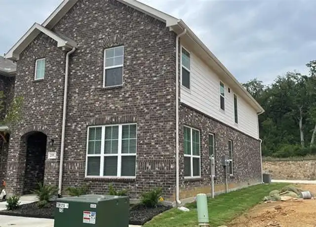 Property at 235 Territory Trl, Fort Worth, TX, 76120, 3 beds, 2.5 baths, [object Object]