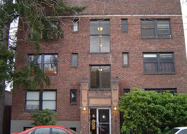 Property at Loch Kelden - 1809 41st Ave E, Seattle, WA, 98112, 1 bed, 1 bath, [object Object]