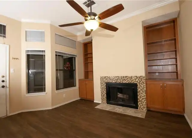 Property at 2802 Nueces St #203, Austin, TX, 78705, 2 beds, 1 bath, [object Object]