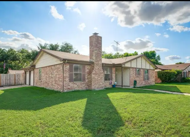 Property at 6217 Skylark Ln, Watauga, TX, 76148, 3 beds, 2 baths, [object Object]
