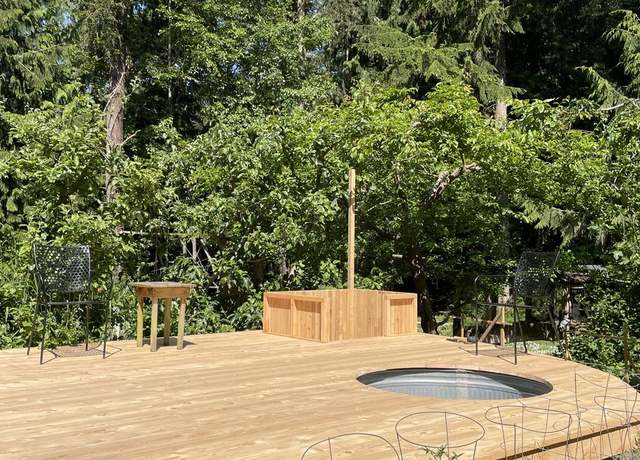 Photo of 4037 Hastings Ave W, Port Townsend, WA 98368