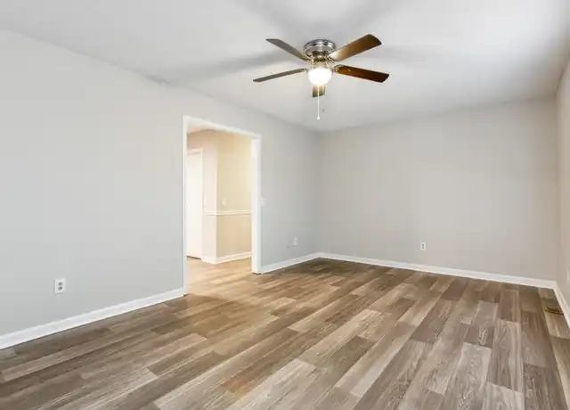 Property at 115 Gayla Ct Unit B, Portland, TN, 37148, 2 beds, 1 bath, [object Object]