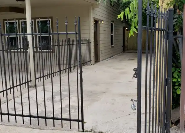 Property at 242 Marbauch Ave, San Antonio, TX, 78237, 1 bed, 1 bath, [object Object]