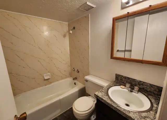 Property at 760 K St Unit 4, Idaho Falls, ID, 83402, 1 bed, 1 bath, [object Object]