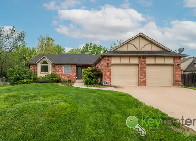 Property at 915 W 2nd St, Andover, KS, 67002, 4 beds, 3 baths, [object Object]