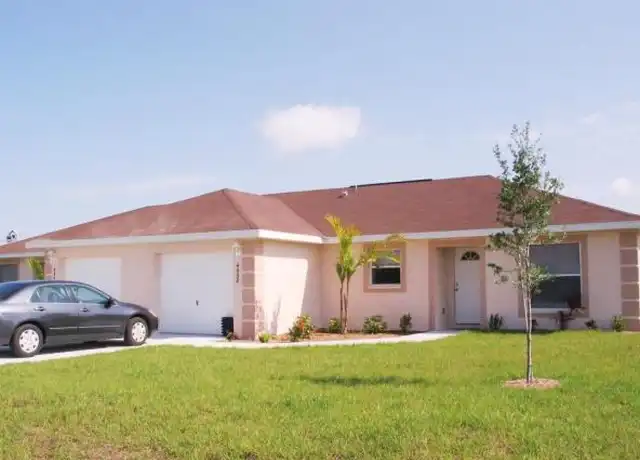 Property at 4438 28th St SW Unit 1, Lehigh Acres, FL, 33973, 3 beds, 2 baths, [object Object]