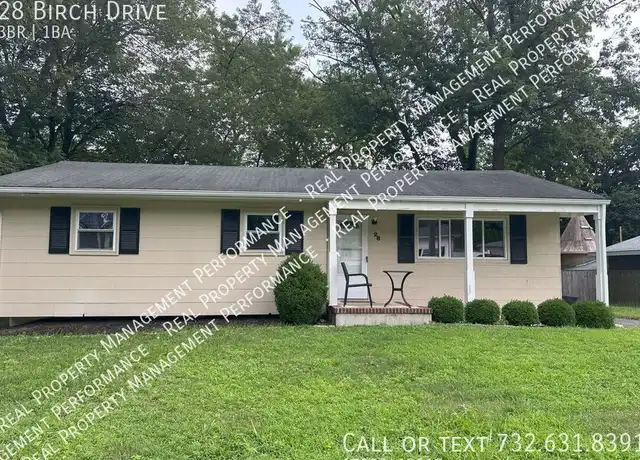 Property at 28 Birch Dr, Jackson, NJ, 08527, 3 beds, 1 bath, [object Object]