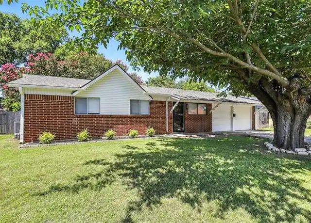 Property at 324 Jasmine Ct, Burleson, TX, 76028, 3 beds, 1.5 baths, [object Object]