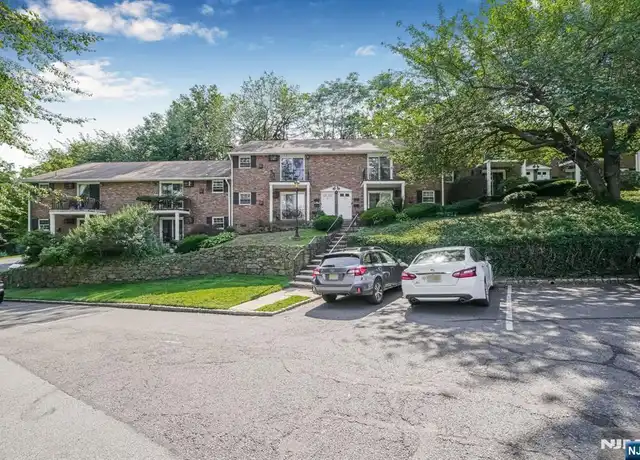 Property at 320 South St Unit 18H-18H, Morristown, NJ, 07960, 1 bed, 1 bath, [object Object]