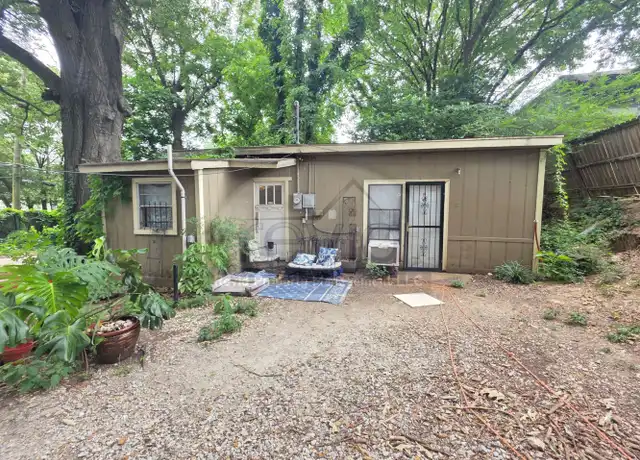 Property at 26 S McNeil St Unit 26 McNeil R, Memphis, TN, 38104, 1 bed, 1 bath, [object Object]