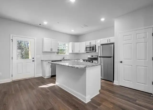 Property at 205 Ivey Dr SW Unit 21101, Milledgeville, GA, 31061, 2 beds, 2 baths, [object Object]