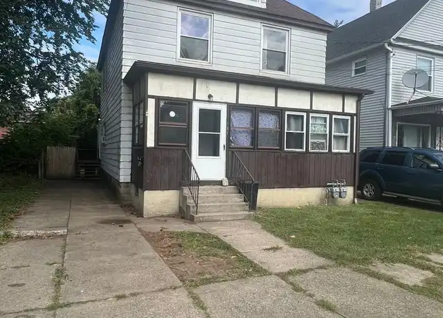 Property at 1410 Lynn St Unit 2, Erie, PA, 16503, 2 beds, 1 bath, [object Object]