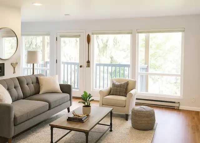 Property at 840 W Nickerson St Unit 07, Seattle, WA, 98119, 1 bed, 1 bath, [object Object]