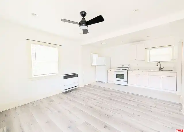 Property at 1857 7th St Unit B, Santa Monica, CA, 90401, 1 bed, 1 bath, [object Object]