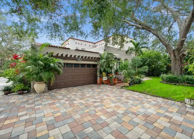 Property at 325 49th St N Unit 1, St. Petersburg, FL, 33710, 3 beds, 3.5 baths, [object Object]