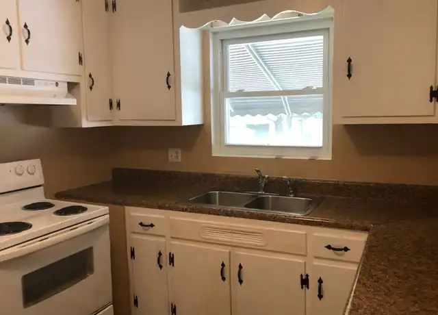 Property at 312 Sunset Dr, Chapel Hill, NC, 27516, 3 beds, 1.5 baths, [object Object]