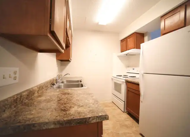 Property at 3033 W Capital Ave Unit 33, Grand Island, NE, 68803, 2 beds, 1 bath, [object Object]