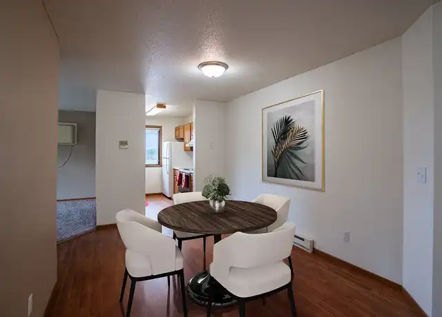 Property at Briar Pointe - 3256 18th St S, Fargo, ND, 58104, 2 beds, 1 bath, [object Object]