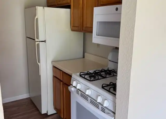 Property at 2103 N Keebler Ave Unit C, Collinsville, IL, 62234, 2 beds, 1 bath, [object Object]