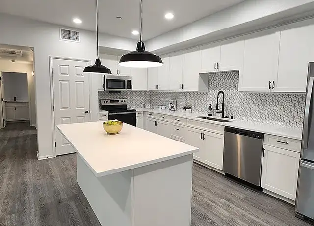 Photo of 1500 Cherry St, Placentia, CA 92870