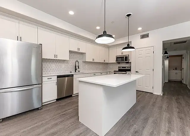 Photo of 1500 Cherry St, Placentia, CA 92870