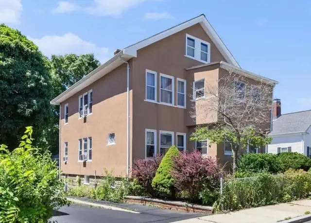 Property at 241 Beech St Unit 2, Boston, MA, 02131, 2 beds, 1 bath, [object Object]