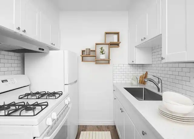 Property at Avaz Pacific Beach - 2710 Grand Ave, San Diego, CA, 92109, 1 bed, 1 bath, [object Object]