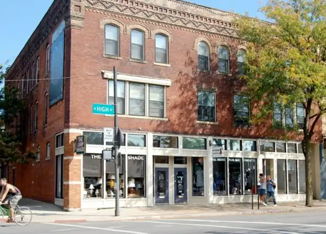 Property at 984 N High St Unit 201, Columbus, OH, 43201, 1 bed, 1 bath, [object Object]