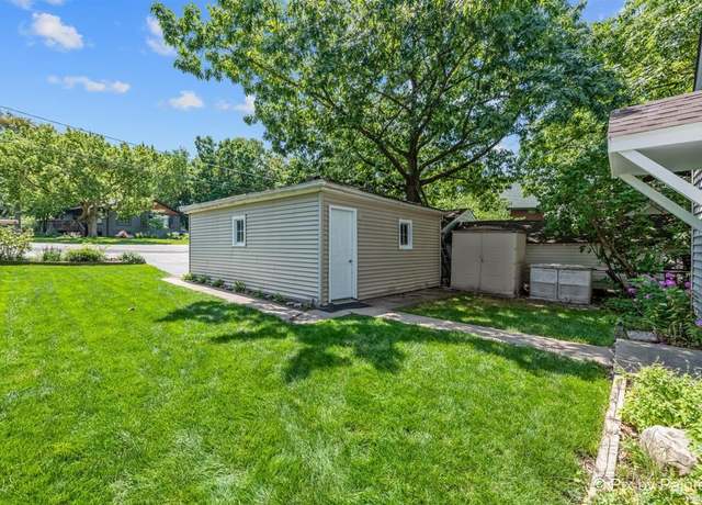 Photo of 24060 N Lakeside Dr, Lake Zurich, IL 60047