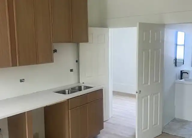 Property at 2301 N Leavitt St Unit 2R, Chicago, IL, 60647, 2 beds, 1 bath, [object Object]