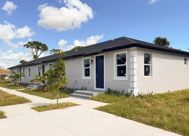 Property at 246 Rotonda Blvd W Unit 1, Rotonda West, FL, 33947, 3 beds, 2 baths, [object Object]