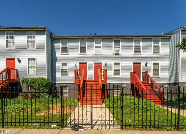 Property at 196A Broadway, Newark, NJ, 07104, 4 beds, 2 baths, [object Object]