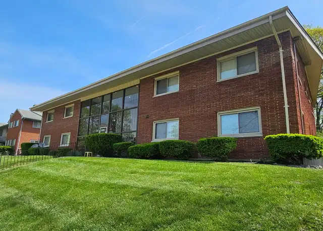 Property at 3080 Southdale Dr Unit 4, Dayton, OH, 45409, 3 beds, 2 baths, [object Object]