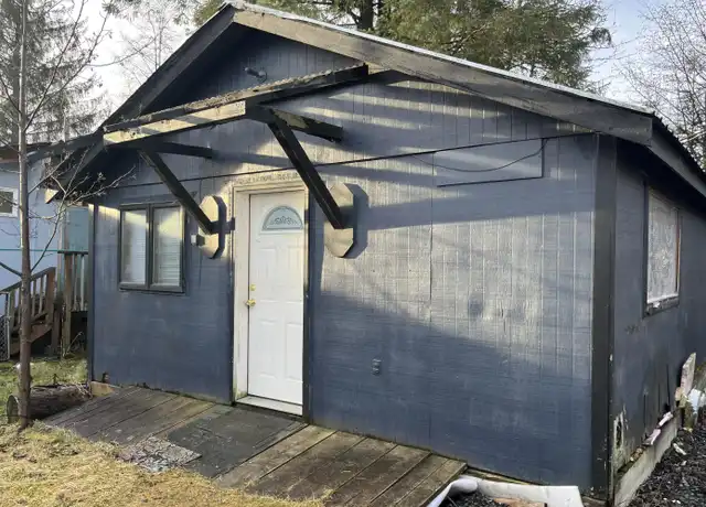 Property at 304 Haugen Dr, Petersburg, AK, 99833, 1 bed, 1 bath, [object Object]