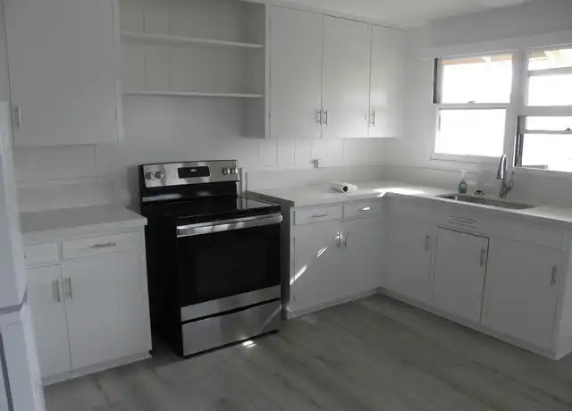 Property at 1163 Hoolawa Pl, Pearl City, HI, 96782, 3 beds, 1 bath, [object Object]