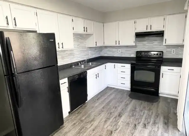 Property at 435 Van Buren St Unit D, Colorado Springs, CO, 80907, 2 beds, 1 bath, [object Object]