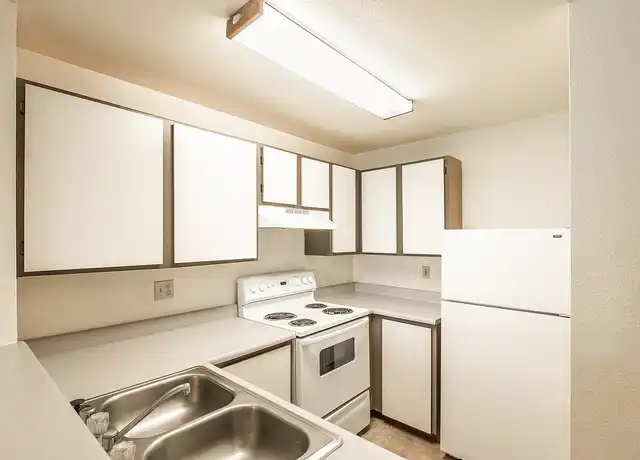 Property at Cobble Court - 345 Pacific Ave N, Pacific, WA, 98047, 1 bed, 1 bath, [object Object]