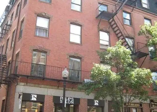 Property at 445 Hanover St, Boston, MA, 02109, 2 beds, 1 bath, [object Object]