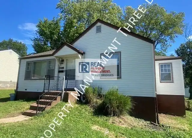 Property at 2008 Bainbridge Dr, Saint Louis, MO, 63133, 3 beds, 2 baths, [object Object]